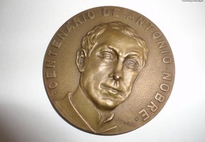 Medalha comemorativa do centenário de António Nob