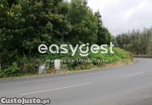 Lote Com 375M2 Para Construção De Moradia T5 Em...