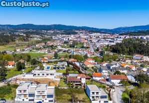 Moradia T3 Em Estrutura, Vila Verde