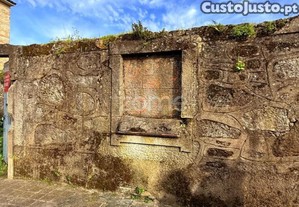 Terreno Com Ruína E Projecto Aprovado De...