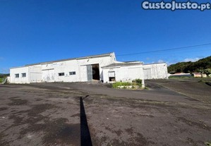 Armazm Industrial - Santa Cruz, Praia Da...