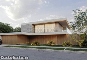 Moradia T3+1 Com Piscina Infinita No...