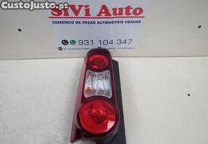 Farolim STOP Esquerdo Citroen Berlingo - 2017
