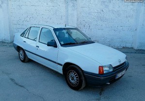 Opel Kadett 1.3 s