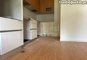 Apartamento T3 Novo Situado Na Quinta Da Parrela