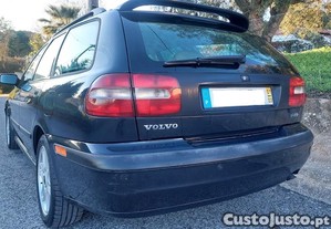 Volvo V40 1.9 TD 115 CV / 207 Mil Kms - 01