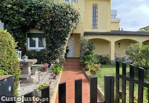 Casa T4 em Vila Real de 261,00 m²