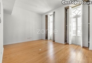 Prédio| Rua Do Almada | Baixa Do Porto