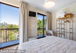 Moradia T3 Seminova | Terreno 3.600 M² | Douro...