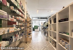 Loja / Estabelecimento Comercial em Mira de 110,00 m