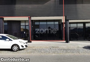 Loja Com Mezanino Para Comércio E Serviços No...