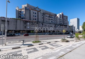 Apartamento T5 Na Av. Da Boavista