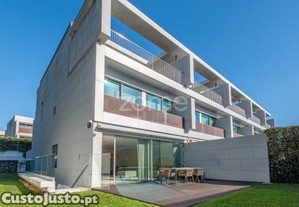 Moradia T5+1 Com Jardim - Casas Das Buganvílias...