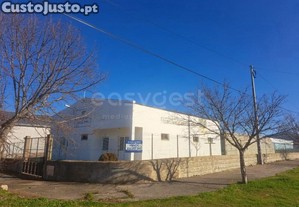 Lote De 1 500M2 Com Armazm Na Zona Industrial...