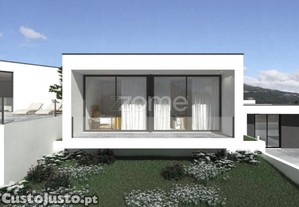 Moradia T3 Com Piscina - Ponte De Lima