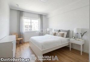 T3 C/ 2 Frentes Junto À Casa Da Criatividade,...