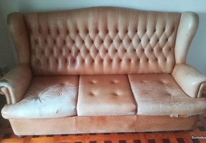 Sofa cama couro Orelhudo 3 lugares