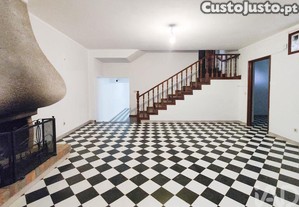 Casa / Villa T4 em Canidelo de 177 m²