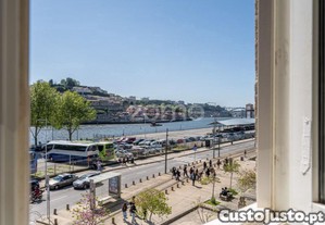 Apartamento T2 Na Primeira Linha Com Vista Rio,...