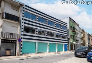 Apartamento T2 Novo, Com Lug. Garagem - Villa...