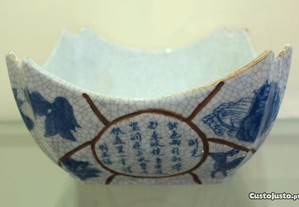Rara Taça Porcelana Chinesa Blue Caligrafia Floral 21 cm