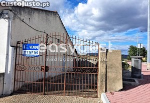 Armazm De 300 M2, Com Logradouro, No Municpio...