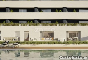 Apartamento T3 Em Condomínio Com Piscina, Em...