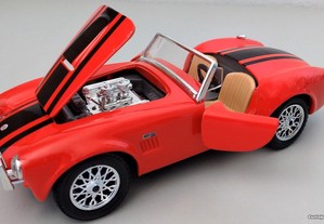 * Miniatura 1:24 Shelby Cobra 427 Ano 1967