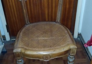 Cadeira vintage madeira maciça envernizada