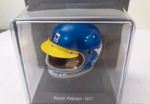 Ronnie Peterson capacete 1:5 Spark F1 1977