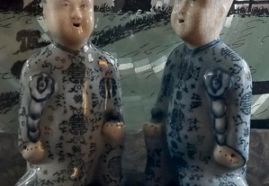 Par de Estatuetas chinesa, figura em porcelana chinesa, laughing boys.
