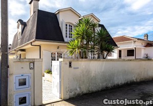 Moradia Na Praia De Miramar