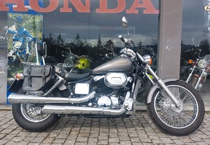 Honda vt 750 black widow 