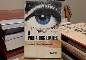 Urbano Tavares Rodrigues - A Porta dos Limites