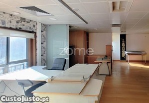 Escritório Com Potencial De Conversão Em...