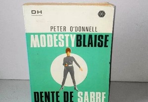 livro Dente de sabre / Peter O'Donnel