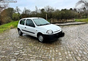 Renault Clio 1,9D