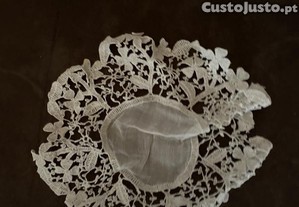 napron rendondo de renda branco