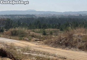 Terreno Urbano na Ribeira Marchante /Quinta do Conde: Luz Natural e Tranquilidade