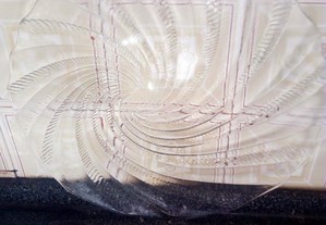 Prato e fruteira vintage em vidro trabalhado diâmetro 36 cm