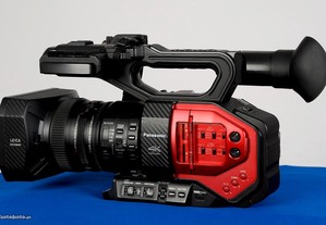 Câmera de Vídeo Profissional Panasonic AG-DVX200 4K