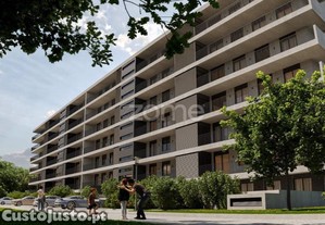 Apartamento T3 Com Suíte E Varanda Localizado...