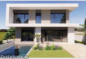 Casa / Villa T4 em Carcavelos e Parede de 170,00 m²