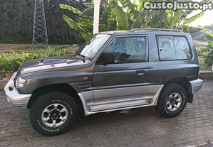 Mitsubishi Pajero 2.8 TD