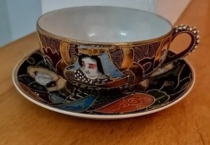 Chávena de chá e pires em porcelana Satsuma