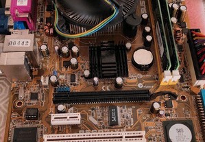 Motherboard Asus P5SD2-VM + Intel Core 2 Duo E7200