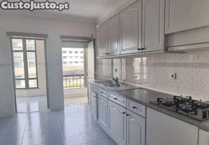 Apartamento Moderno em Repeses e So Salvador, Viseu