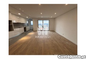 Apartamento T2 Novo, Em São Vicente, Braga