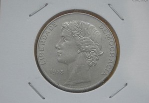 366 - República: 25 escudos 1978 cuni, por 0,75