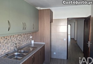 Apartamento T4 em Olhão de 108,7 m²